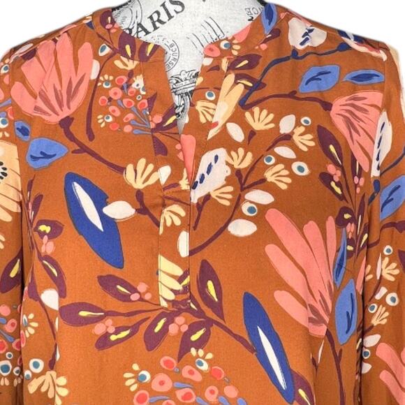 Daniel Rainn (M) Floral Notch Neck Blouse Long Sleeve Roll Tab High Low Hem Top - Picture 4 of 10